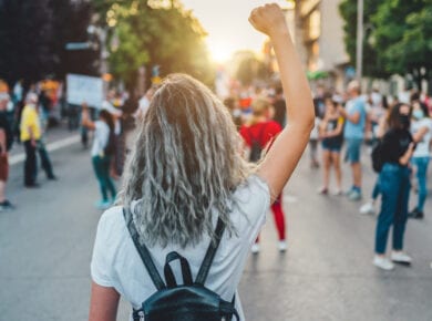 Stecken wir in einer Generationenkrise? Stecken wir in einer Generationenkrise?